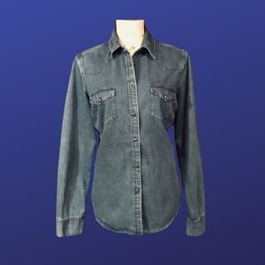 GAP 1969 Women’s Classic Western Shirt, DARK WASH, Size Medium, EUC Vintage